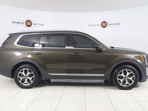 Used 2020 Kia Telluride EX FWD image 2