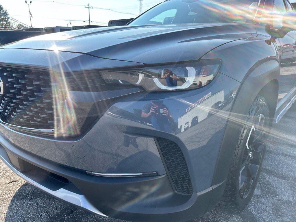 Used 2023 MAZDA CX-50 Meridian Edition AWD/4WD image 6