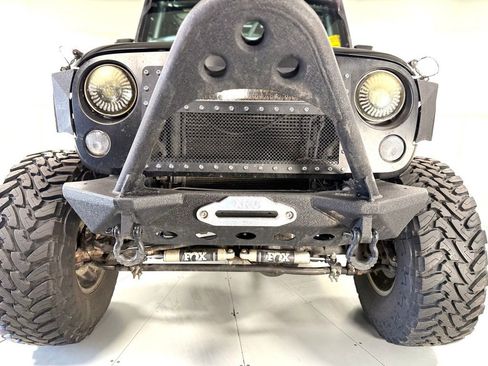 Used 2016 Jeep Wrangler Unlimited Rubicon w/ Connectivity Group image 15