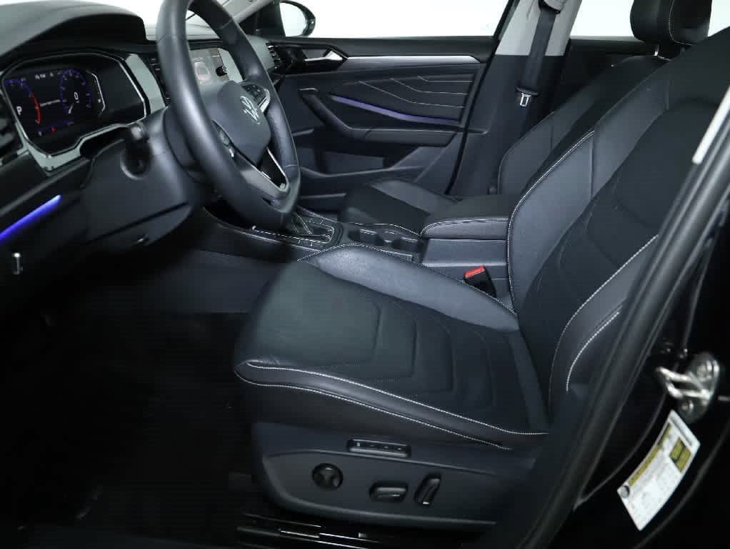 Used 2024 Volkswagen Jetta SEL FWD image 20