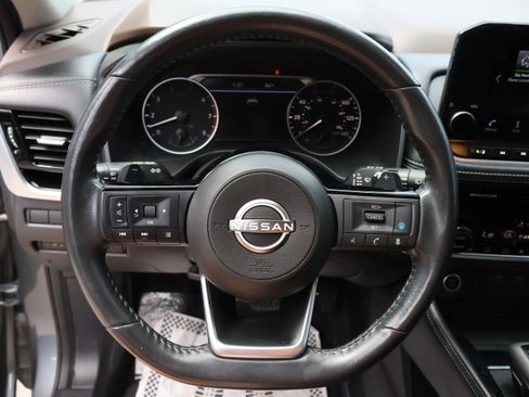 Used 2023 Nissan Rogue SL w/ SL Premium Package FWD image 28