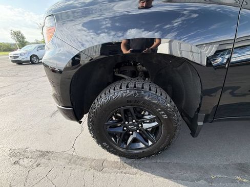 Certified 2024 Chevrolet Silverado 1500 Custom Trail Boss AWD/4WD image 33
