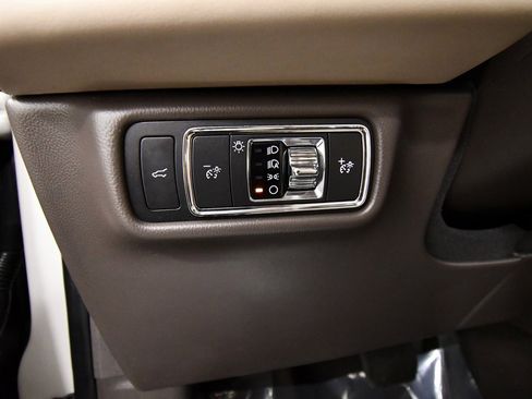 Used 2022 Lincoln Aviator Reserve w/ Elements Package Plus image 22