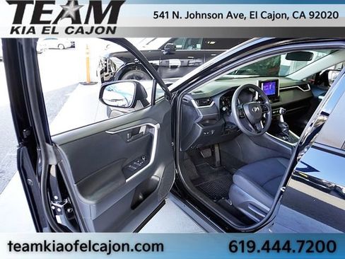 Used 2023 Toyota RAV4 LE AWD/4WD image 34