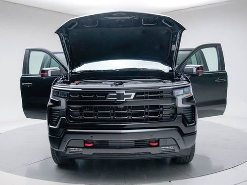 New 2026 Chevrolet Silverado 1500 RST w/ Redline Edition AWD/4WD image 17