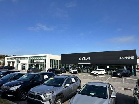 Used 2019 Chevrolet Tahoe LS image 18