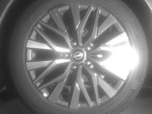 Used 2025 Nissan Altima 2.5 SV FWD image 17