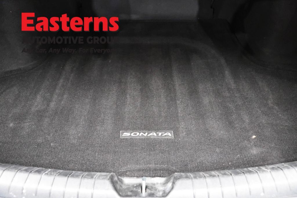 Used 2023 Hyundai Sonata SEL FWD image 11
