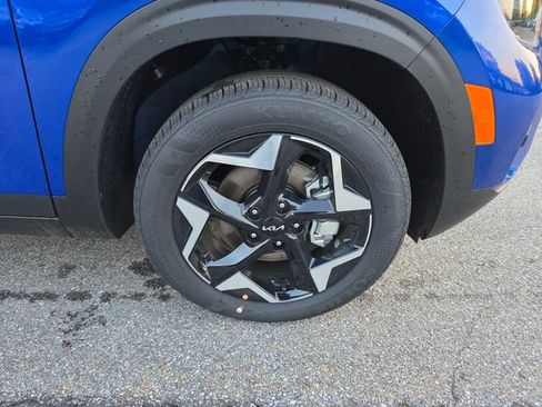 New 2026 Kia Seltos S AWD/4WD image 11