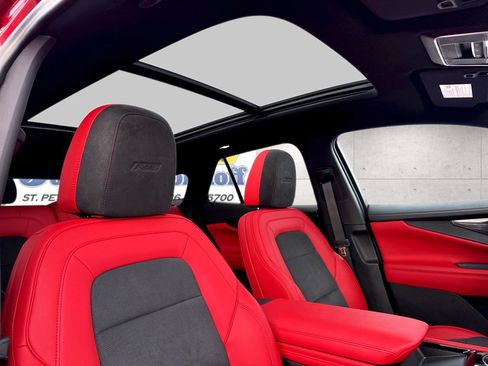 Used 2024 Chevrolet Blazer EV RS image 7