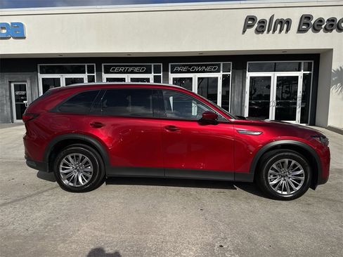 Used 2025 MAZDA CX-90 Plug-In Hybrid w/ Preferred image 6