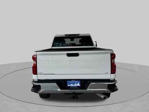 Used 2025 Chevrolet Silverado 2500 LT AWD/4WD image 8