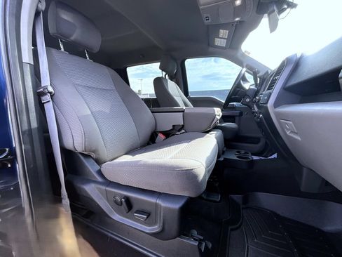 Used 2019 Ford F150 XLT w/ Equipment Group 302A Luxury AWD/4WD image 18
