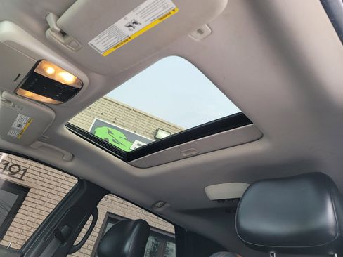 Used 2018 Dodge Durango GT image 31