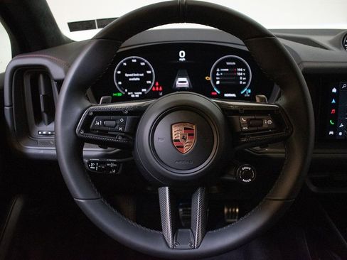 New 2026 Porsche Cayenne GTS image 24