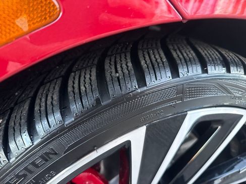 Used 2022 Volkswagen GTI Autobahn image 28