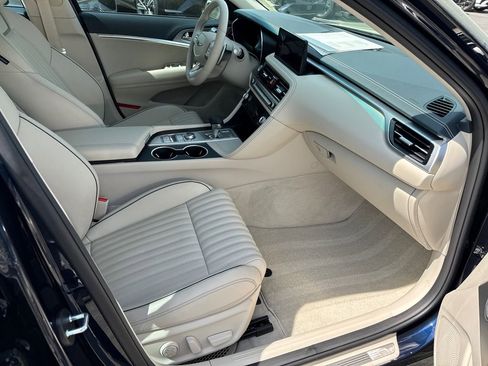 Used 2026 Genesis G70 2.5T Prestige image 11