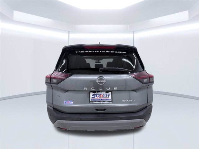 Used 2023 Nissan Rogue SV AWD/4WD image 3
