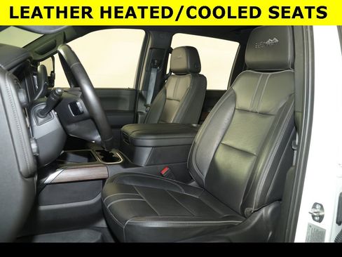 Used 2023 Chevrolet Silverado 2500 High Country w/ Z71 Off-Road Package image 4