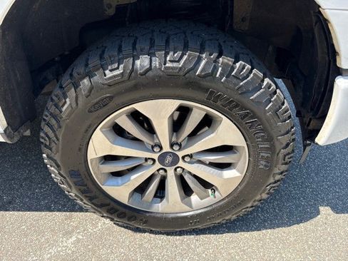 Used 2017 Ford F150 XL w/ Equipment Group 101A Mid AWD/4WD image 9