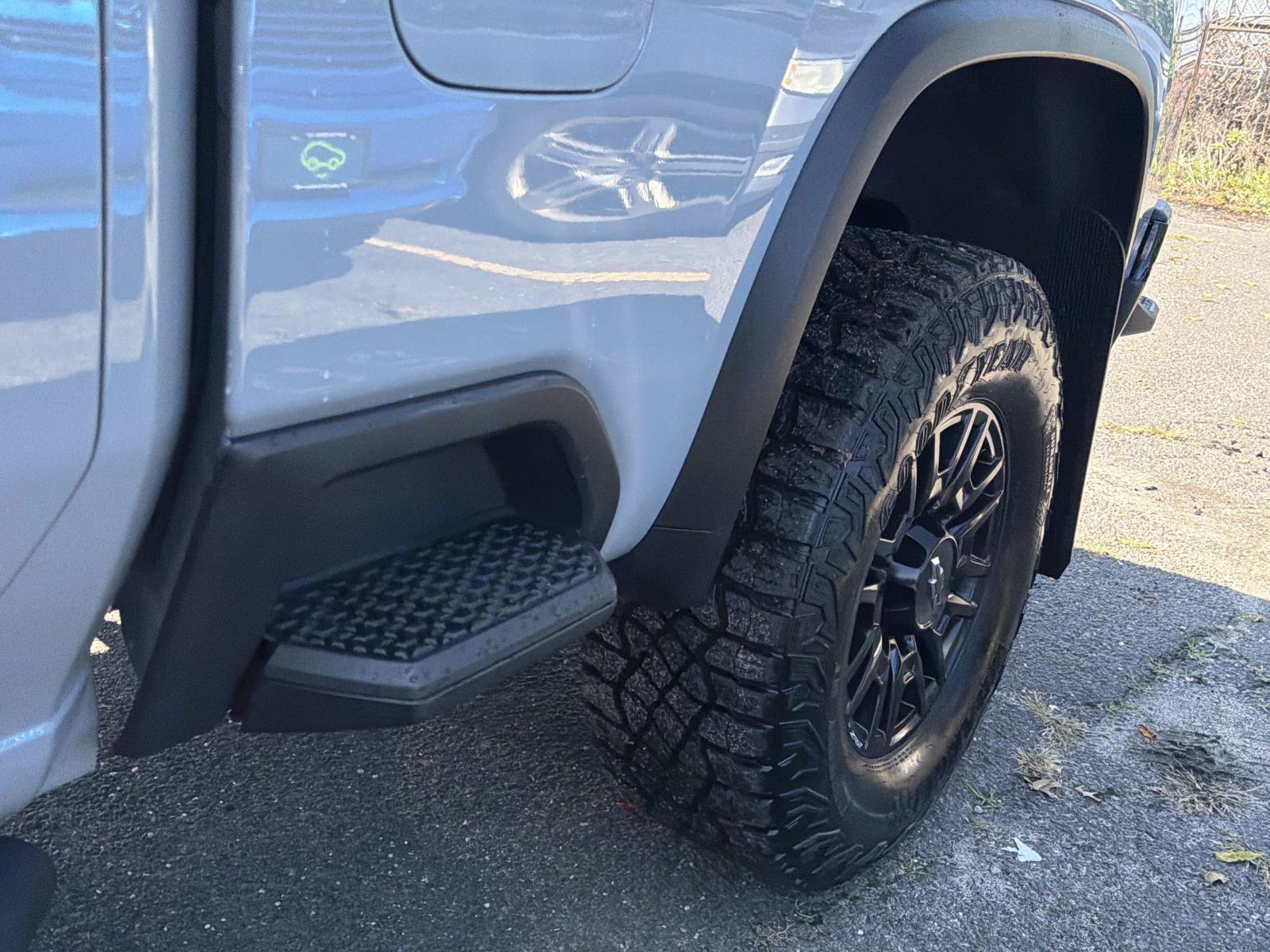 Certified 2025 Chevrolet Silverado 2500 ZR2 w/ Technology Package AWD/4WD image 10