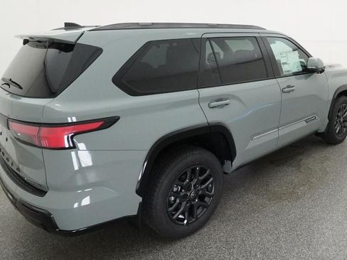 New 2026 Toyota Sequoia Platinum AWD/4WD image 9