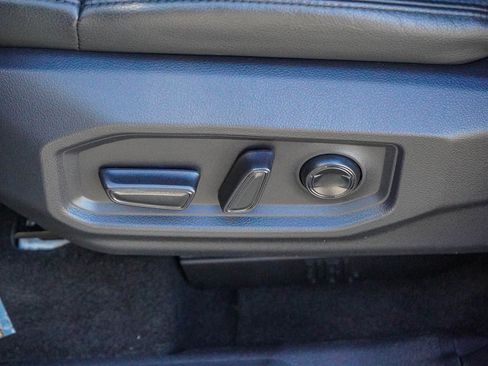 Used 2022 Toyota Tundra Limited image 21