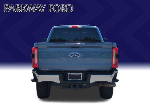 Used 2023 Ford F250 Lariat w/ Lariat Ultimate Package AWD/4WD image 4