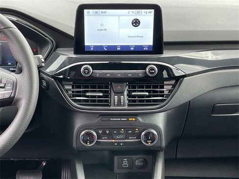 Used 2025 Ford Escape ST-Line image 16