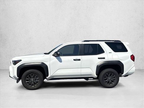 Certified 2025 Toyota 4Runner SR5 AWD/4WD image 8