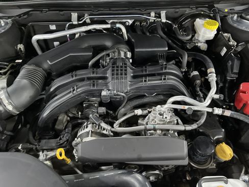 Used 2022 Subaru Outback Limited image 17