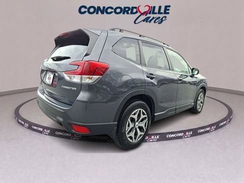 Certified 2023 Subaru Forester Premium AWD/4WD image 7