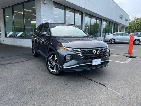 Used 2023 Hyundai Tucson SEL w/ Convenience Package AWD/4WD image 3