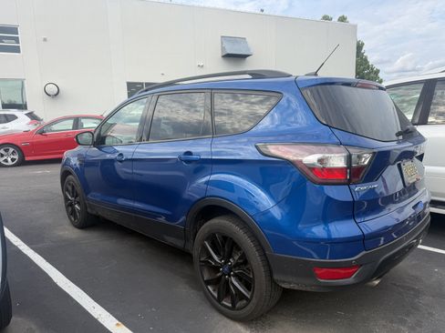 Used 2017 Ford Escape Titanium w/ Canadian Touring Package AWD/4WD image 6