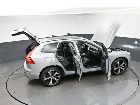 Used 2024 Volvo XC60 B5 Ultimate w/ Climate Package AWD/4WD image 51