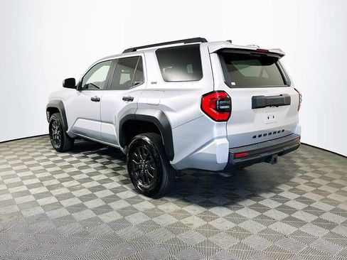 Used 2025 Toyota 4Runner SR5 AWD/4WD image 8