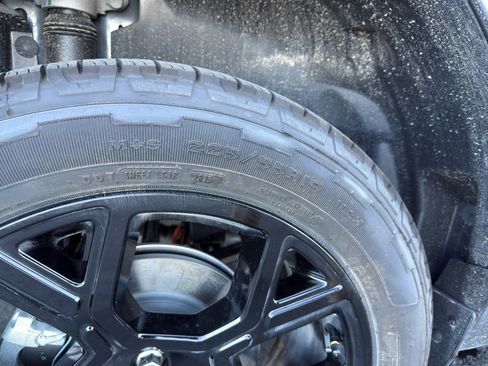 New 2025 Ford Maverick XLT w/ XLT Luxury Package image 13