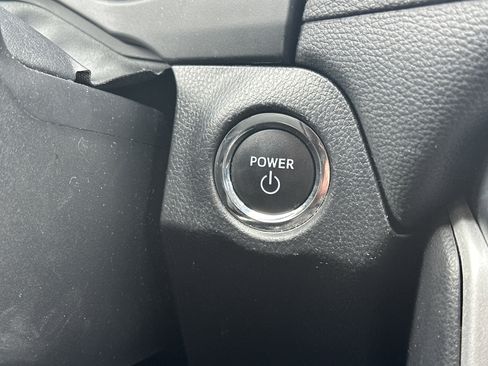 Used 2024 Toyota RAV4 XLE image 28