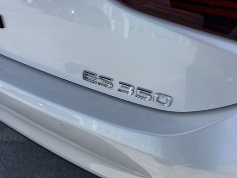 New 2025 Lexus ES 350 w/ Premium Package image 25