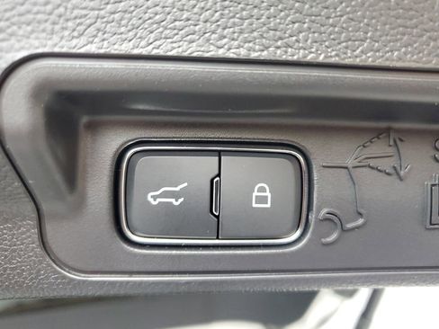 Used 2025 Ford Explorer ST w/ Sun And Sound Package image 16