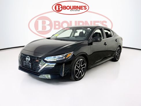Used 2024 Nissan Sentra SR w/ SR Premium Package FWD image 8