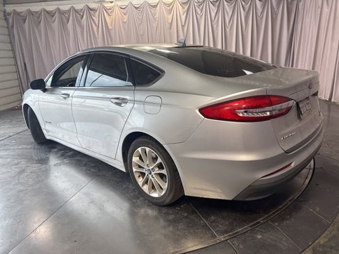 Used 2019 Ford Fusion SE image 7