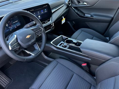 New 2026 Chevrolet Equinox LT image 10