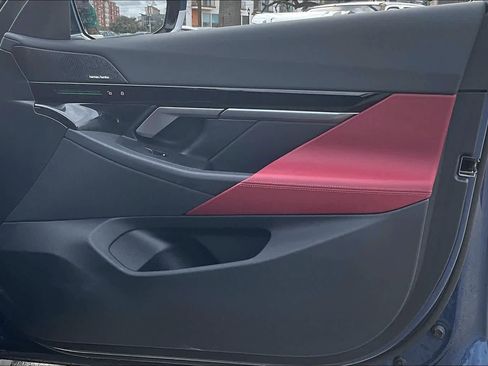 Used 2025 BMW 530i image 21