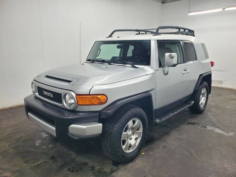 Used 2007 Toyota FJ Cruiser 4WD image 1
