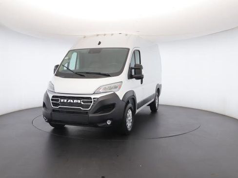 New 2024 RAM ProMaster 2500 w/ Quick Order Package 22G SLT image 37