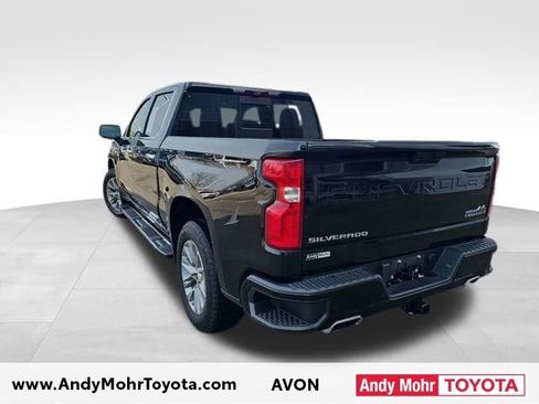 Used 2022 Chevrolet Silverado 1500 High Country w/ Technology Package image 4