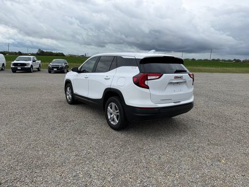 Used 2022 GMC Terrain SLE FWD image 5