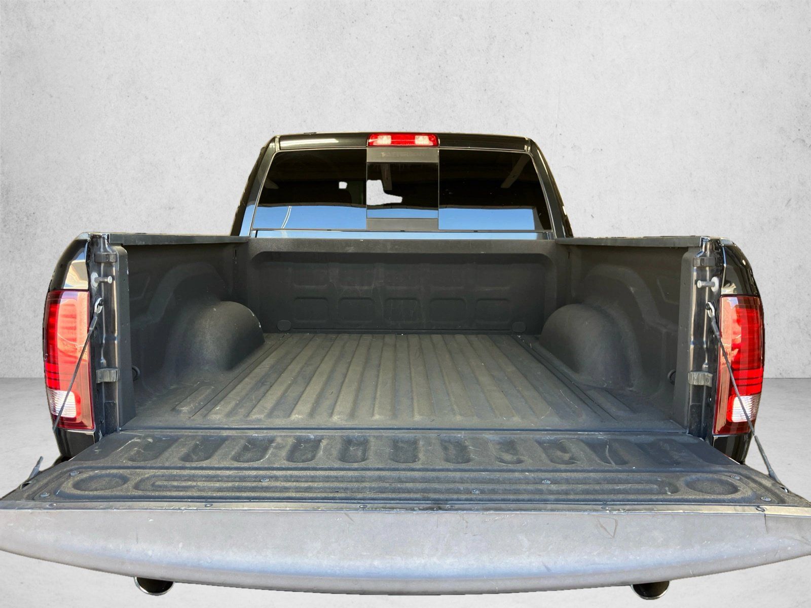 Used 2017 RAM 1500 Sport RWD image 23