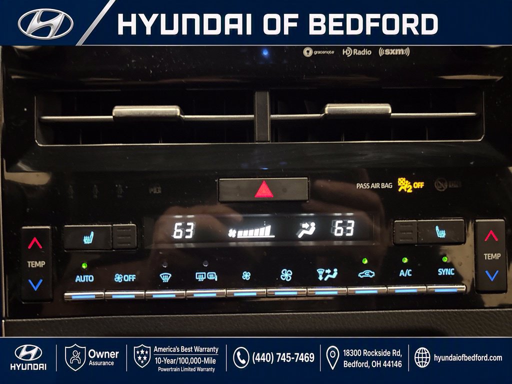 Used 2019 Toyota Avalon XLE w/ Moonroof Package FWD image 23